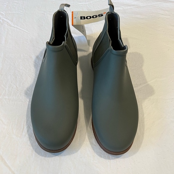 Stay dry in style - BOGS Sweet Pea waterproof Chelsea boots for every rainy day - Picture 4 of 9
